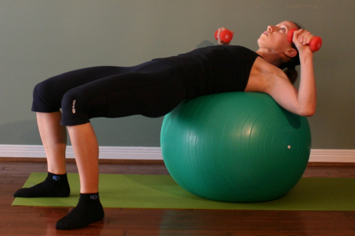 Ball Dumbbell Chest Press - Exercise Technique ...